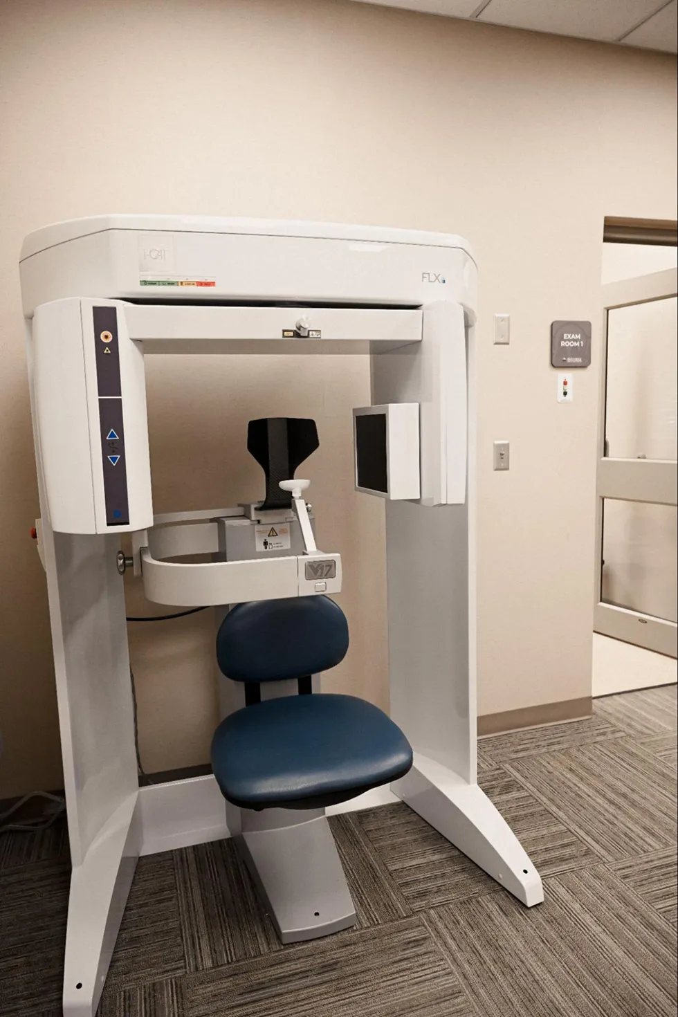 A modern CBCT dental imaging machine at River Ridge Oral & Maxillofacial Surgical Center, used to capture high-resolution 3D scans for precise dental implant surgery and impacted wisdom teeth removal planning.