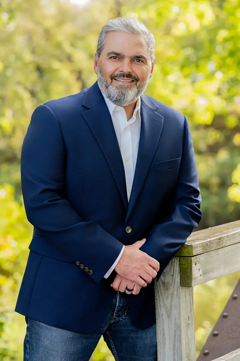 Dr. Abtin Etezadi, a board-certified surgeon at River Ridge Oral & Maxillofacial Surgical Center, brings his extensive training in facial trauma and corrective jaw surgery to the Sioux Falls community, providing patients with expert care and a compassionate, family-centered approach.